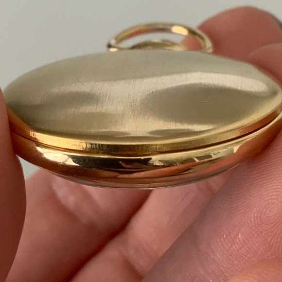 Vintage JOAN RIVERS Classics Collection Gold Tone Watch Unisex Pendent Necklace - Picture 4 of 10